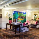 Olyver Hotel